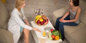 Descubra como é uma consulta com nutricionista